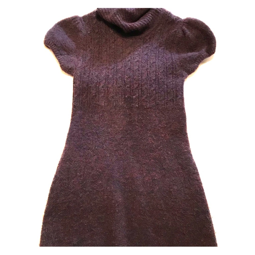 Short cap sleeve sweater dress